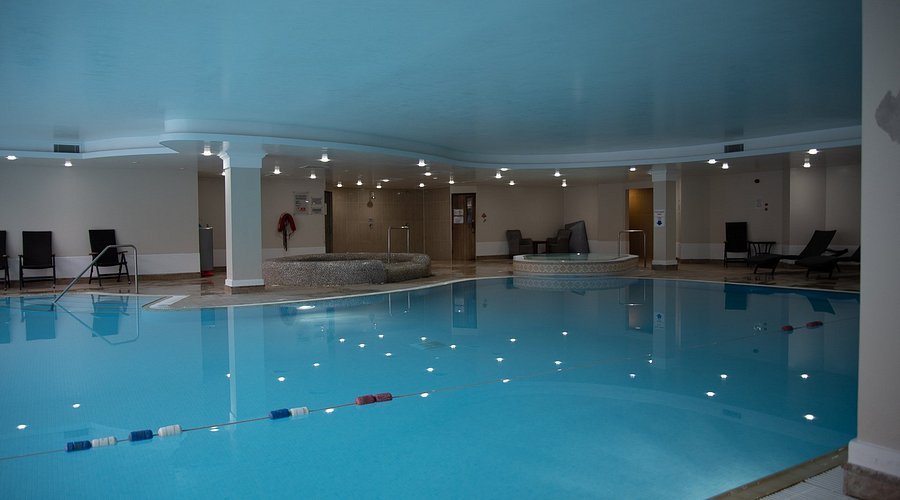 Indoor pool and steam room